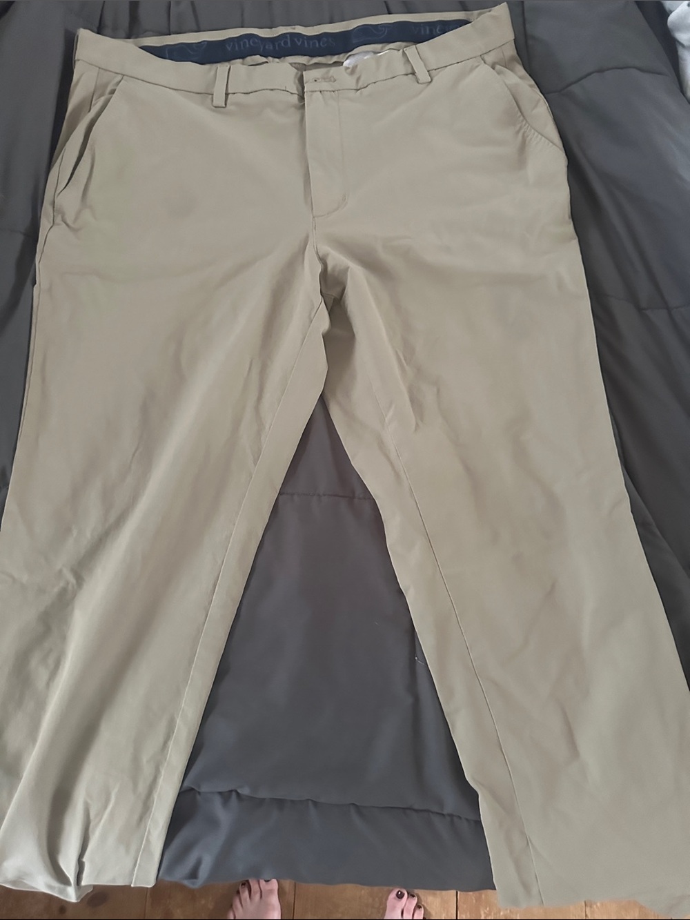 Vineyard Vines Men's Tan Chino Pants